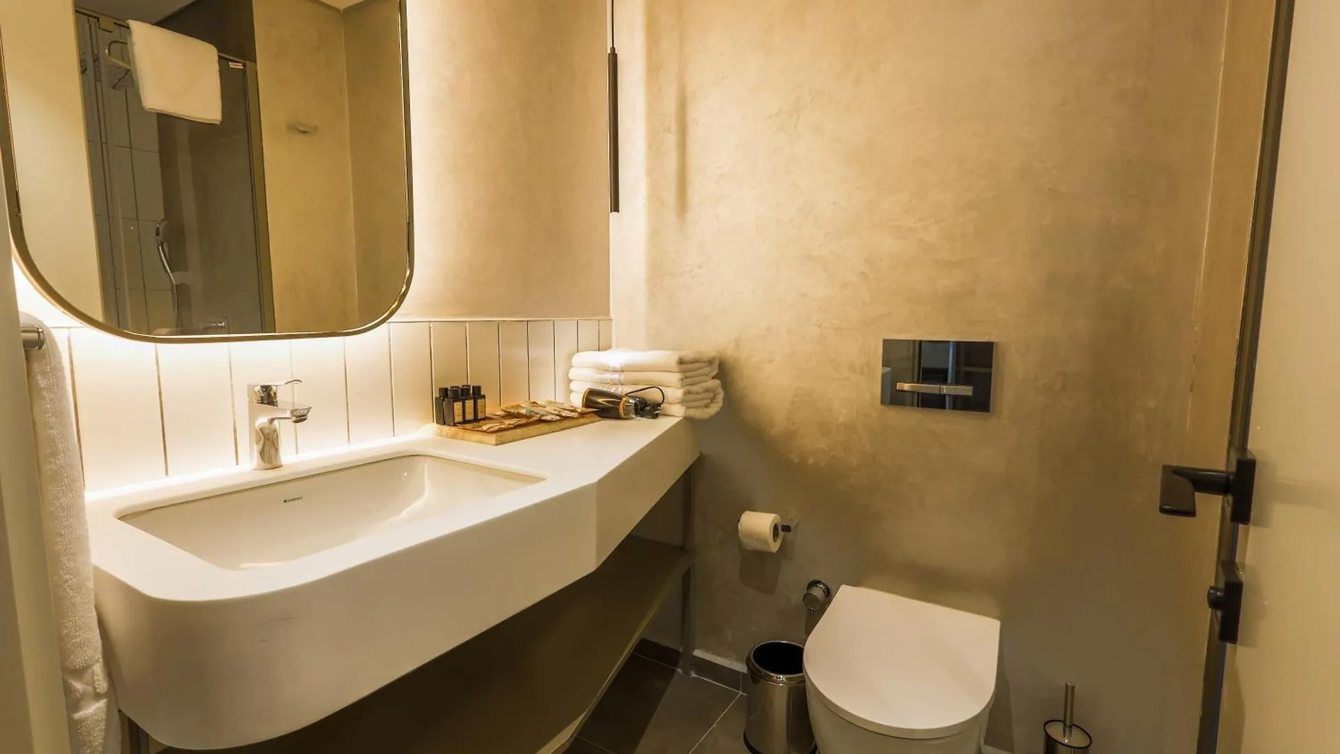 Four Hills Hotel Antalia