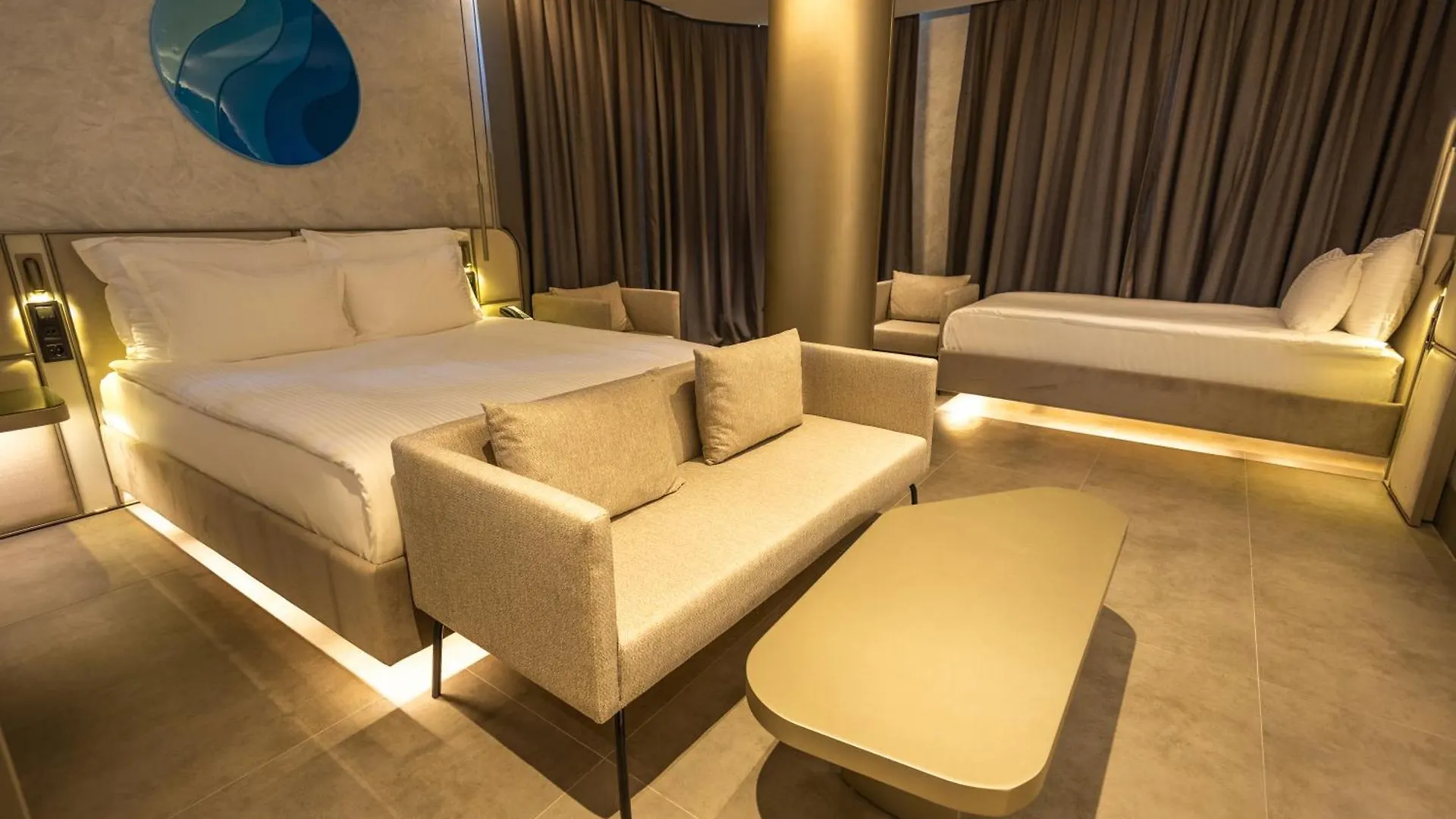 Four Hills Hotel Antalia 3*,