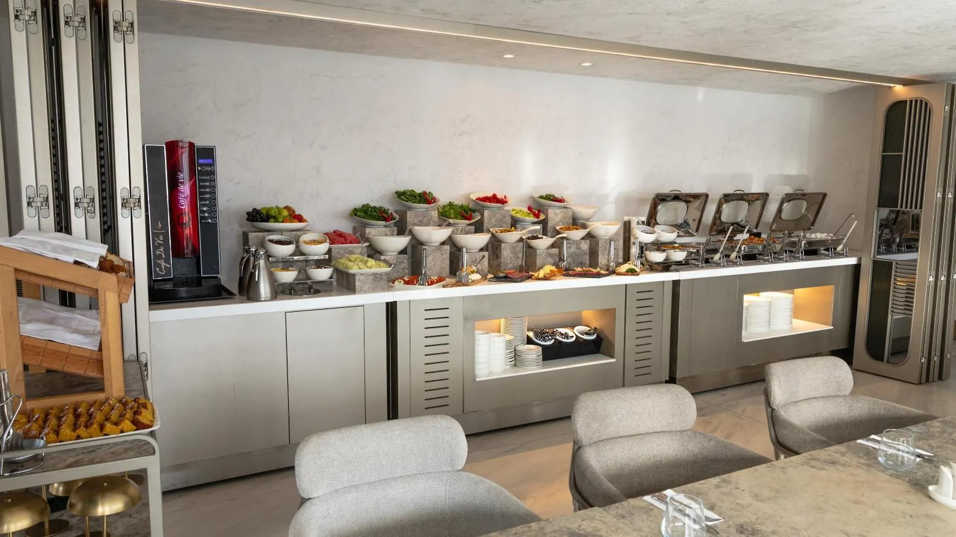 Four Hills Hotel أنطاليا